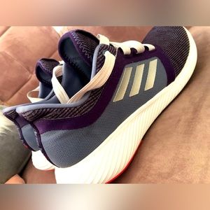 Adidas Bounce running sneakers 👟